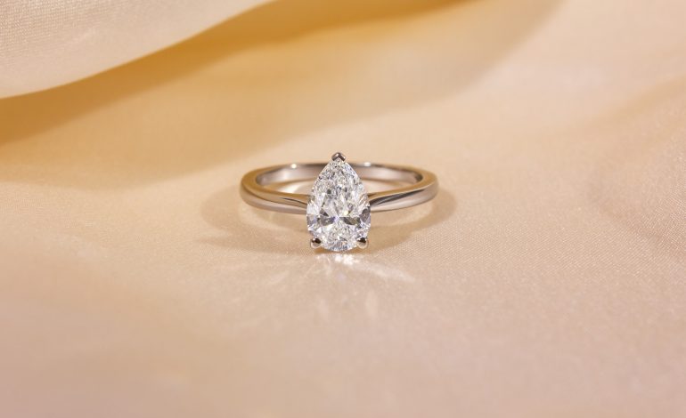 The Exclusive and Unique: 1 Carat Solitaire Diamond Ring