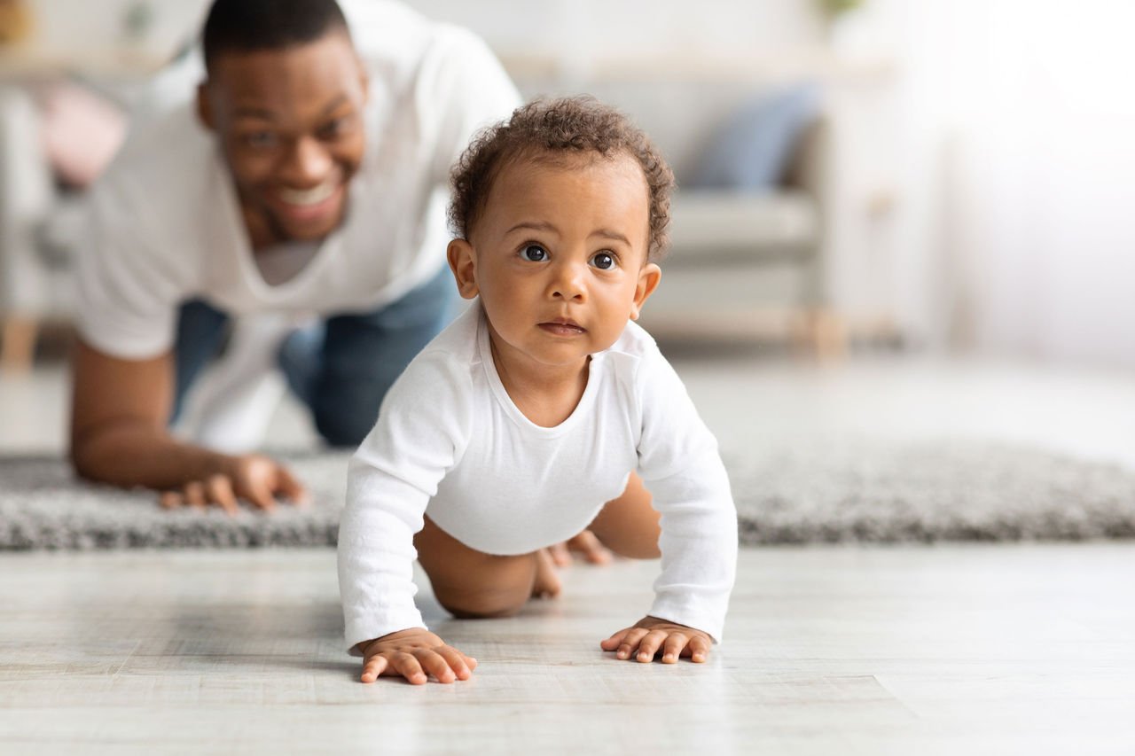 When Do Babies Start Crawling? A Guide for New Parents